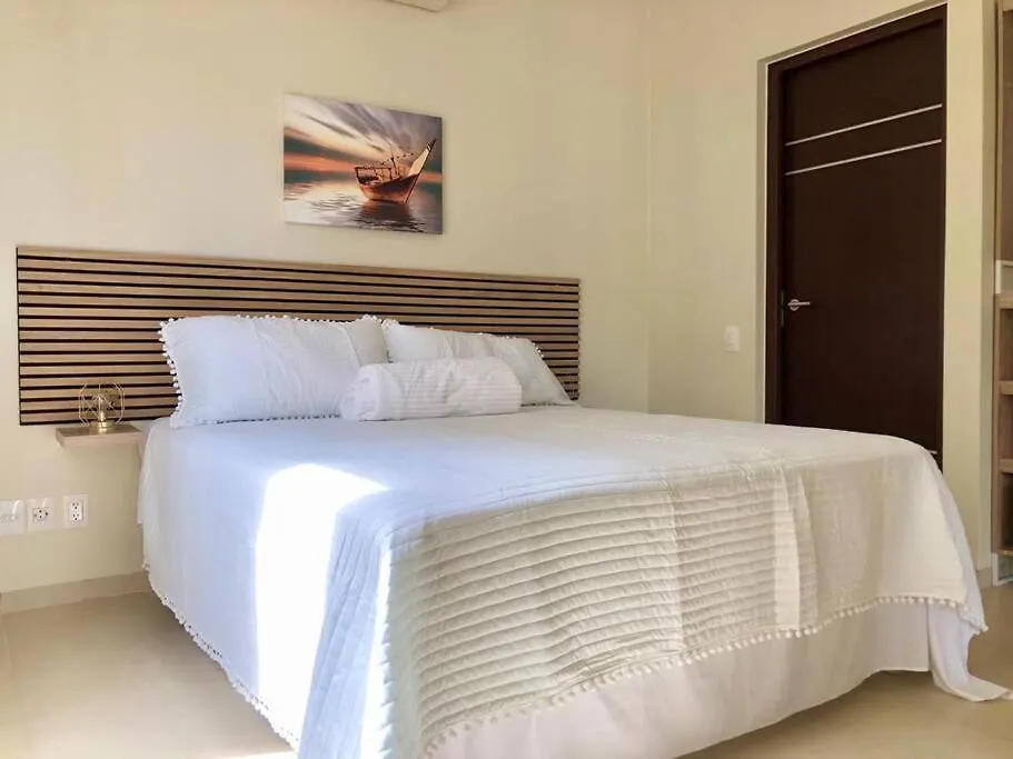 The Beach House- 1Room Apartment At Blue Bay Resort Sint Michiel